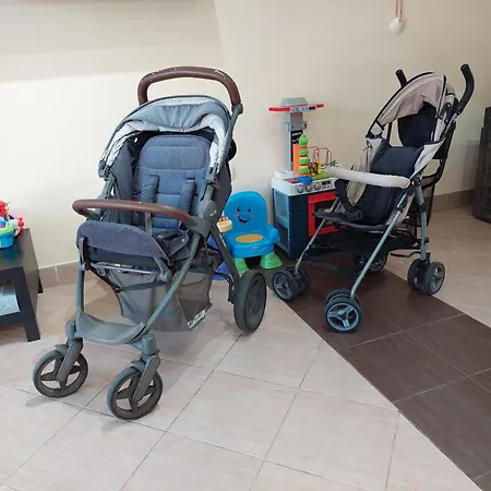 Apartament Ovarosban 1-2 Fotol 8-10 Foig Kenyelmes Szallas Debreczyn