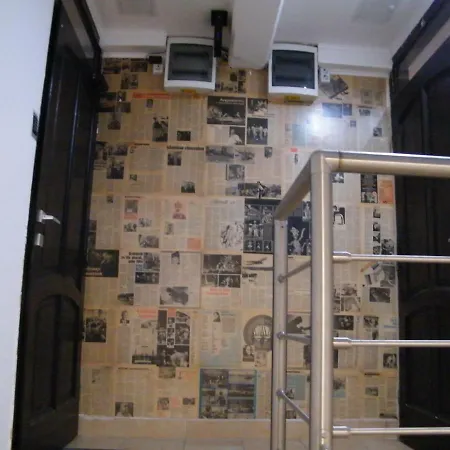 Apartament Ovarosban 1-2 Fotol 8-10 Foig Kenyelmes Szallas *